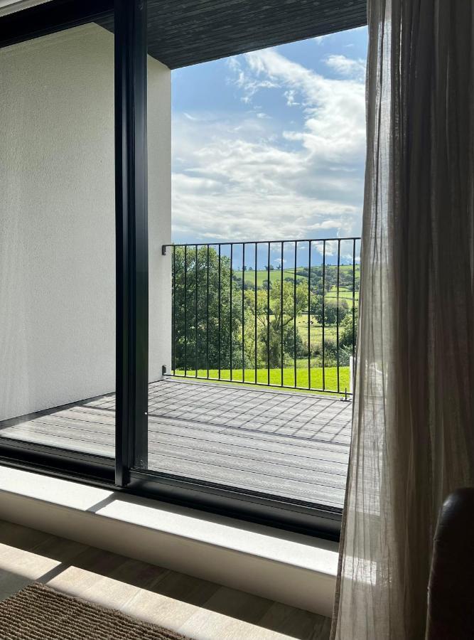 The Loft Studio Apartment - Above Detached New Build Garage Llanymynech Екстериор снимка
